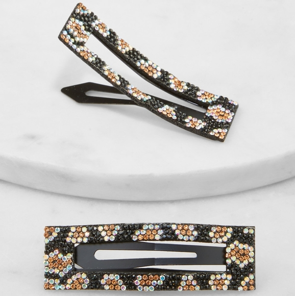 Large Pearl Hair Clips: (2 pairs large hair clips) - Picture 3 of 7